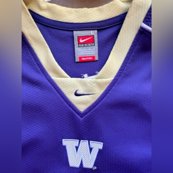 Nike Dri-Fit Authentic Washington Huskies Purple Graphic Logo Tee Men's Size L - Picture 4 of 14